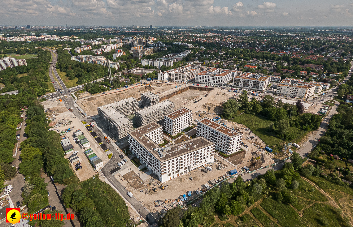 07.06.2023 - Aktuelle Luftbilder aus dem Alexisquartier und Pandion Verde in Neuperlach in München